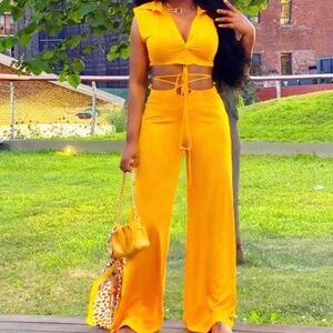 Yellow pants set